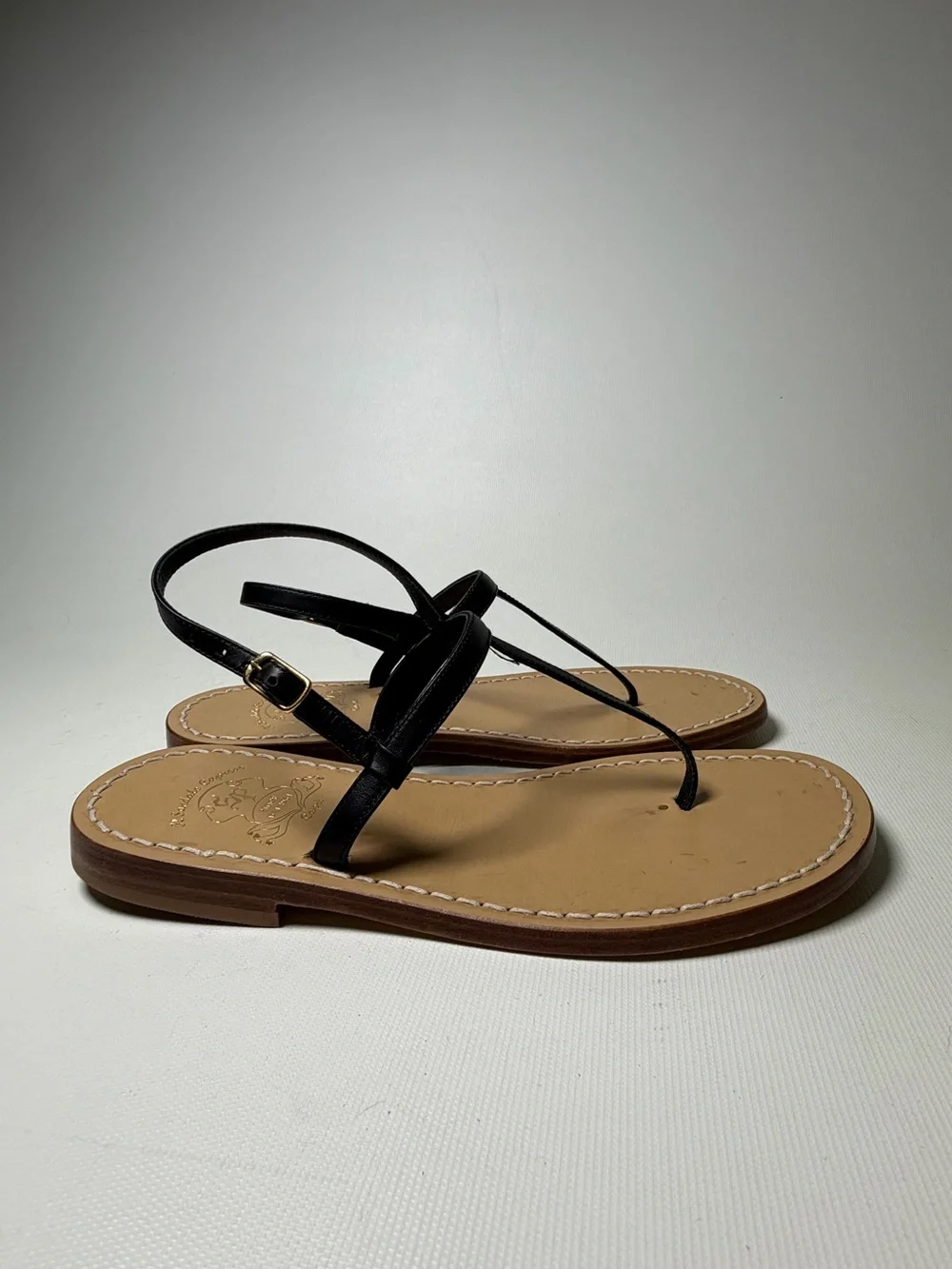 Il Sandalo Caprese T-Strap Sandals - sz 37
